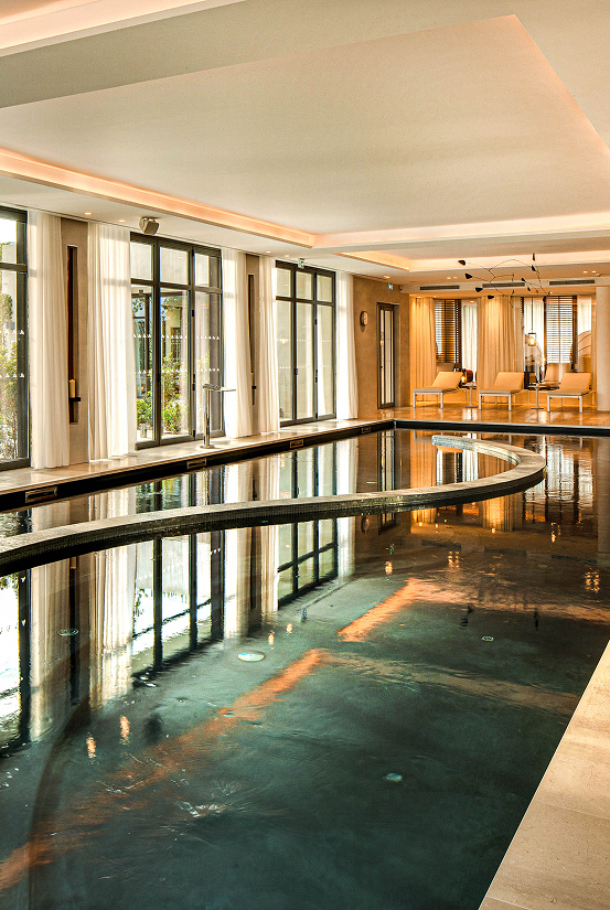 hotel piscine interieure​