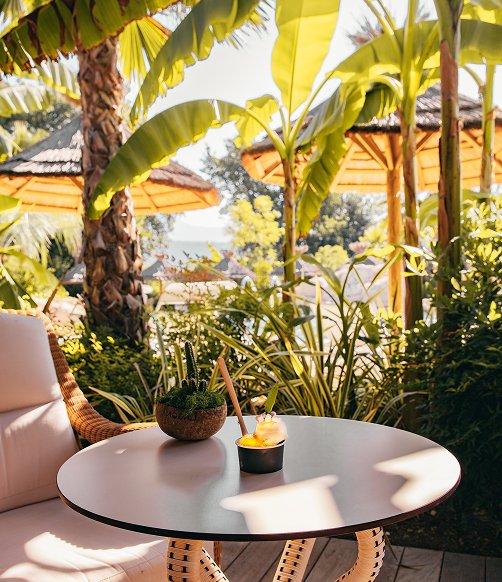 restaurant avec piscine